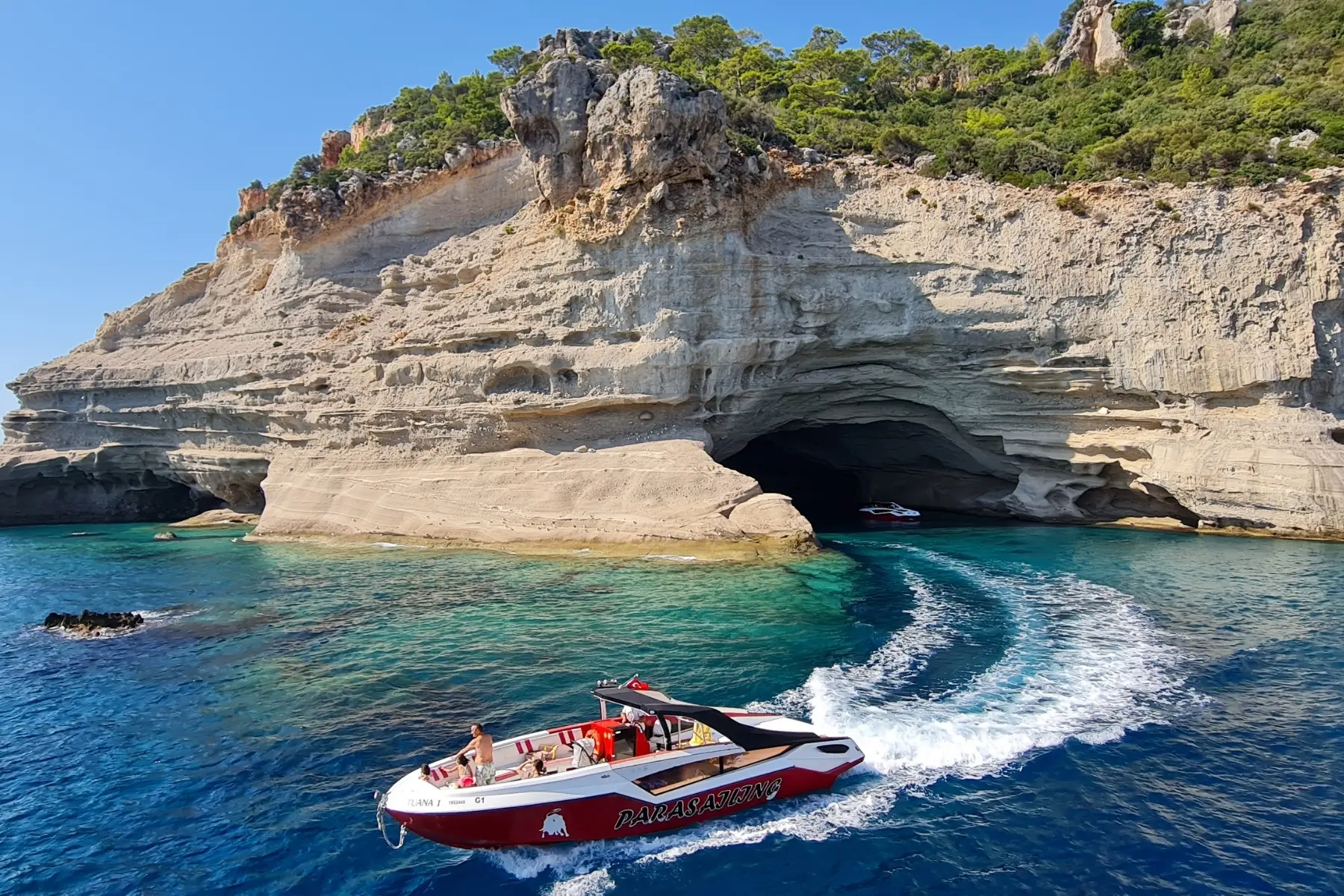 Suluada Maldives Boat Tour