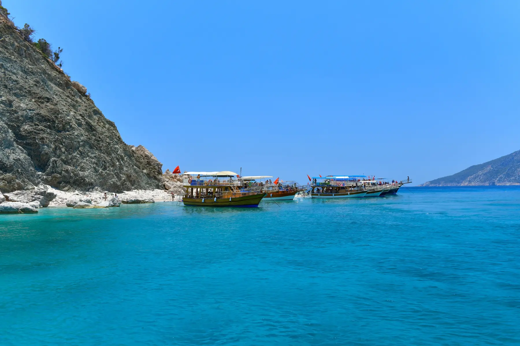 Suluada Maldives Boat Tour